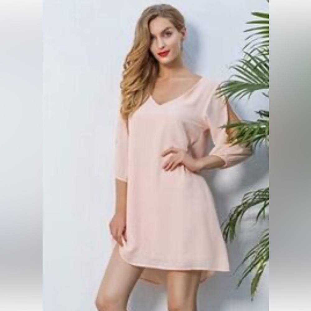 Noctflos Blush V-Neck Dress‎